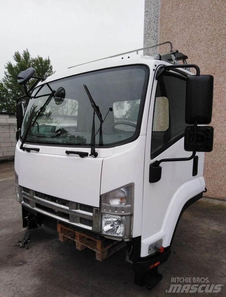 Isuzu FRR Euro 5 Kabiny a interiér
