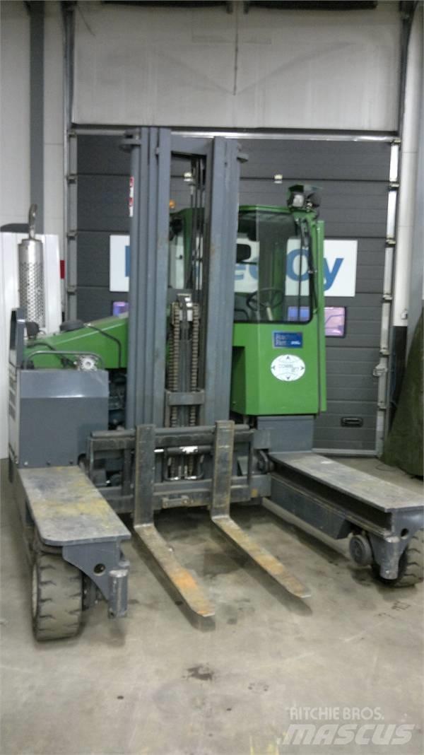 Combilift C4000 D 4 cestní vysokozdvižné vozíky