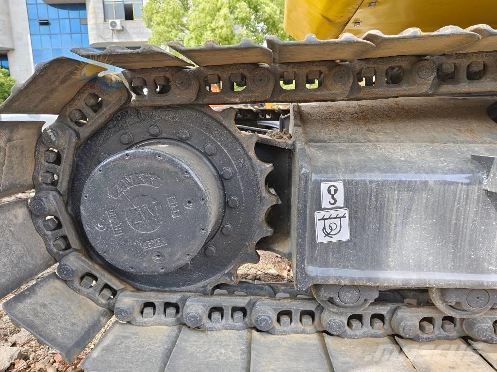 Komatsu PC 130 LC-7 Pásová rýpadla