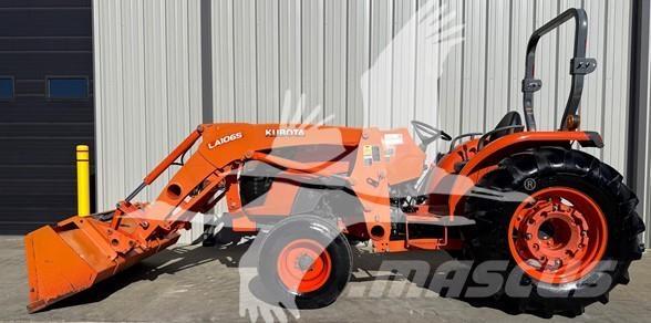 Kubota MX5200 Traktory