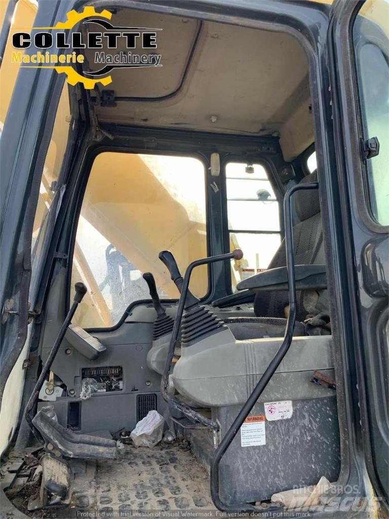 Komatsu PC 220-6 Pásová rýpadla