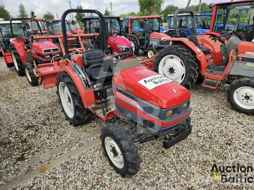 Mitsubishi MT200 Traktory