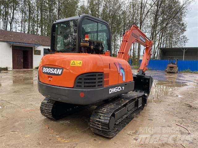 Doosan DH 60-7 Mini rýpadla < 7t