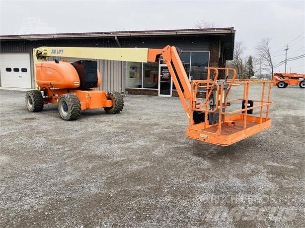 JLG 800 AJ Kloubové plošiny