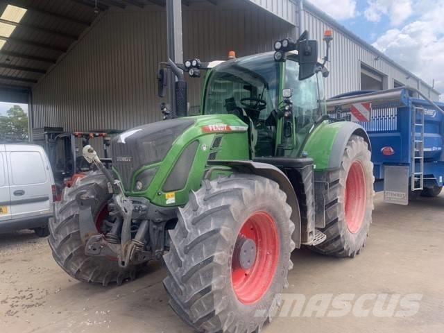 Fendt 720 Vario Traktory