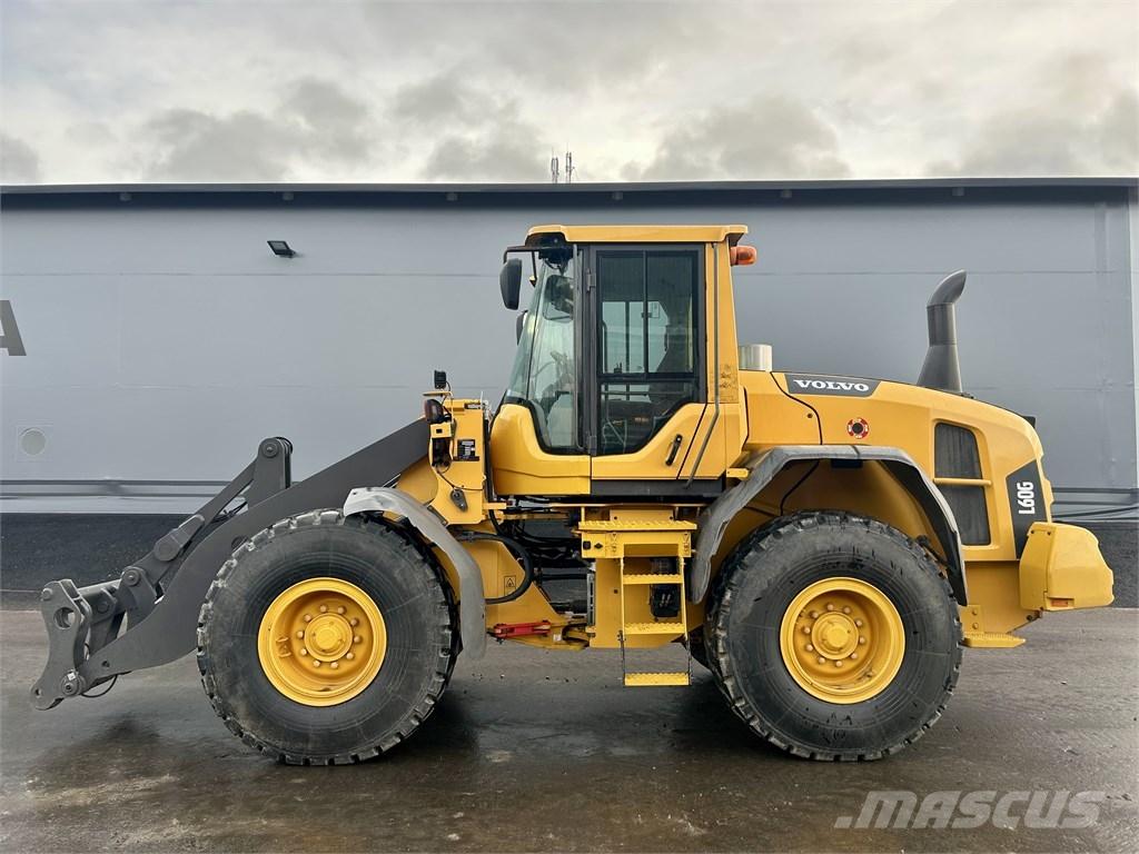 Volvo L60G LONGBOOM Kolové nakladače