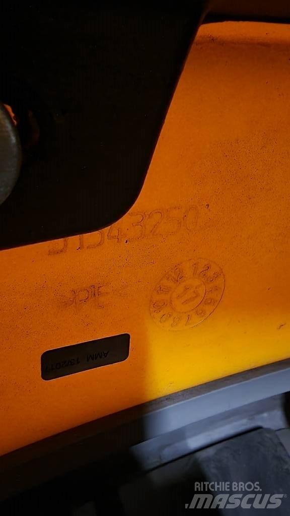 Jungheinrich EZS570 Tahače