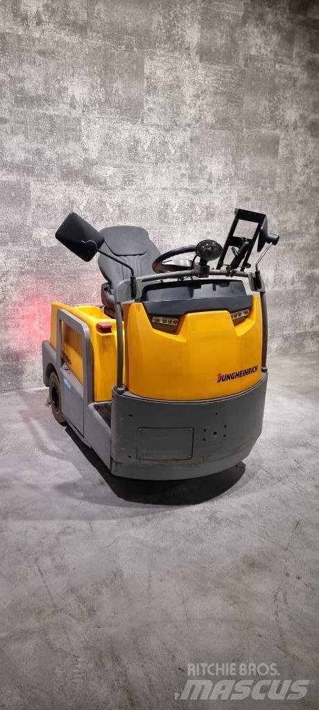 Jungheinrich EZS570 Tahače