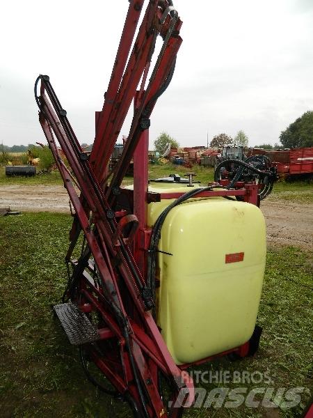 Hardi 800 Tažené postřikovače