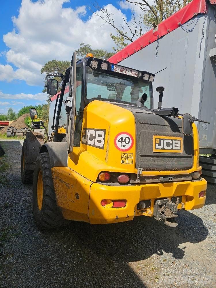 JCB TM 320 S Teleskopické nakladače pro zemědělství