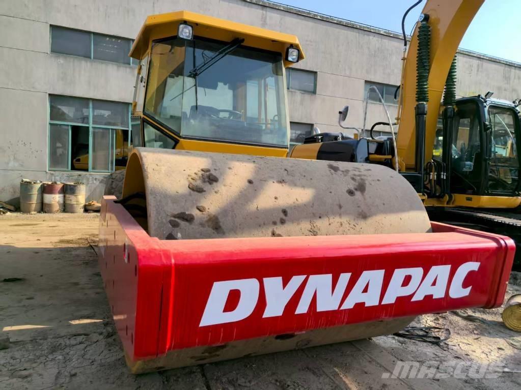 Dynapac CA 602 D Tahačové válce