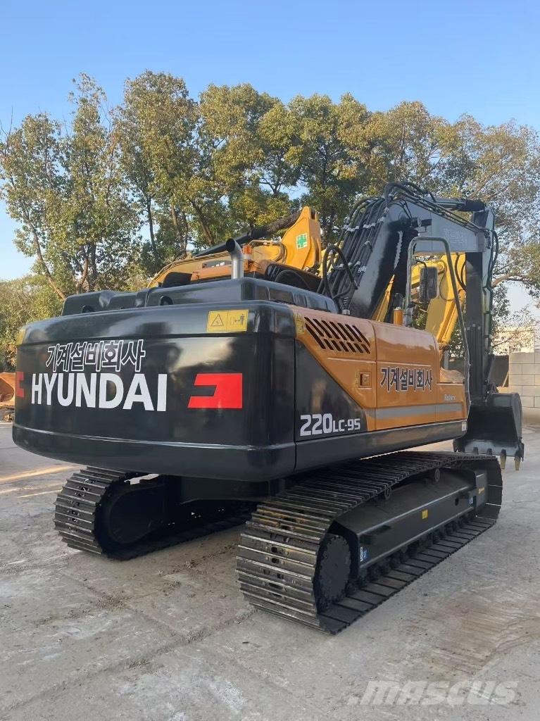 Hyundai 220LC-9S Pásová rýpadla