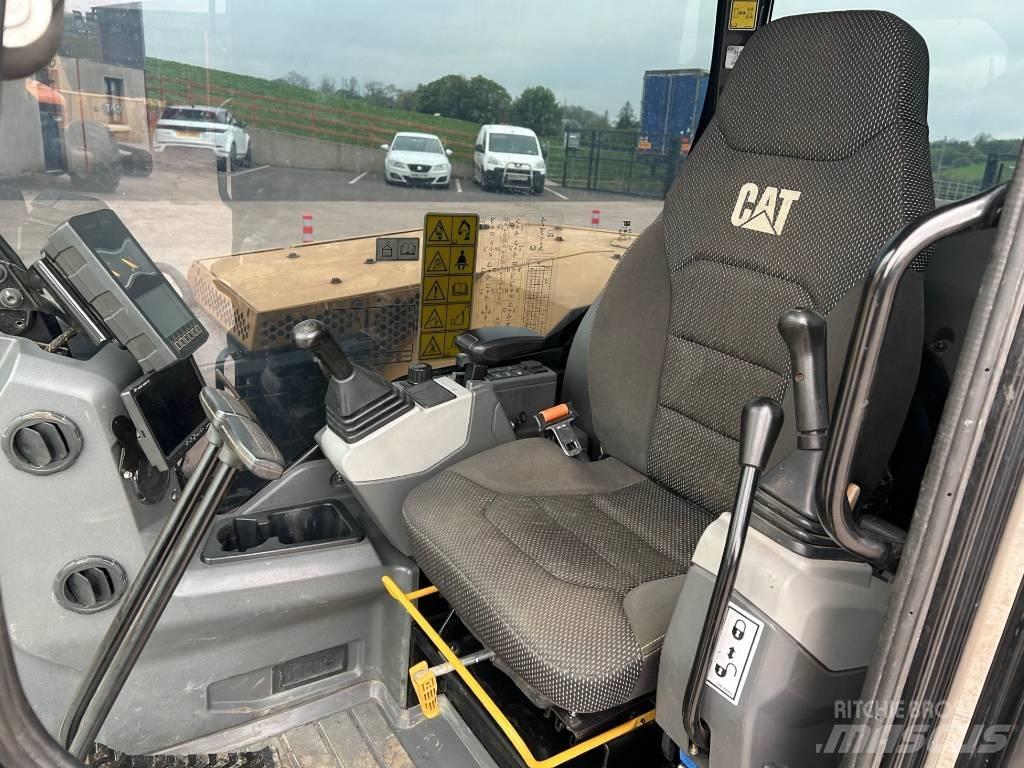 CAT 306 Mini rýpadla < 7t