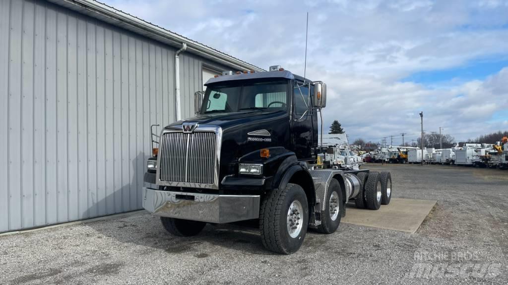 Western Star 4800TS Nákladní vozidlo bez nástavby