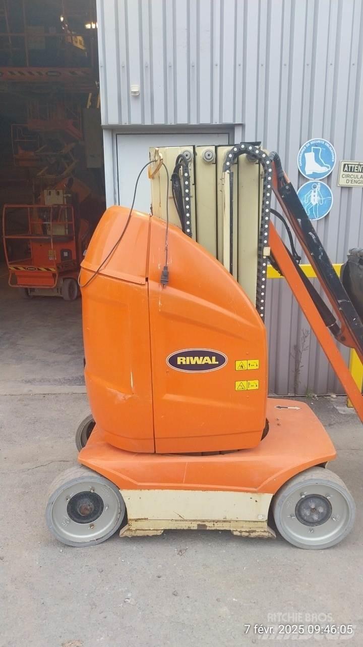 JLG T10E Další zvedače a plošiny