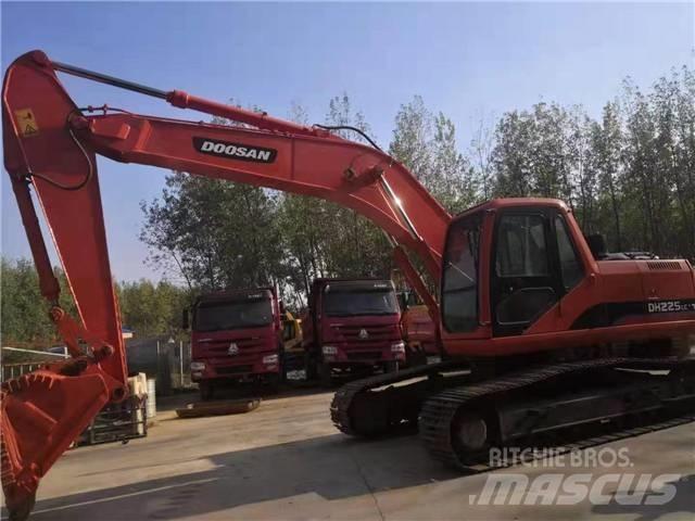 Doosan DH 225 LC-7 Pásová rýpadla