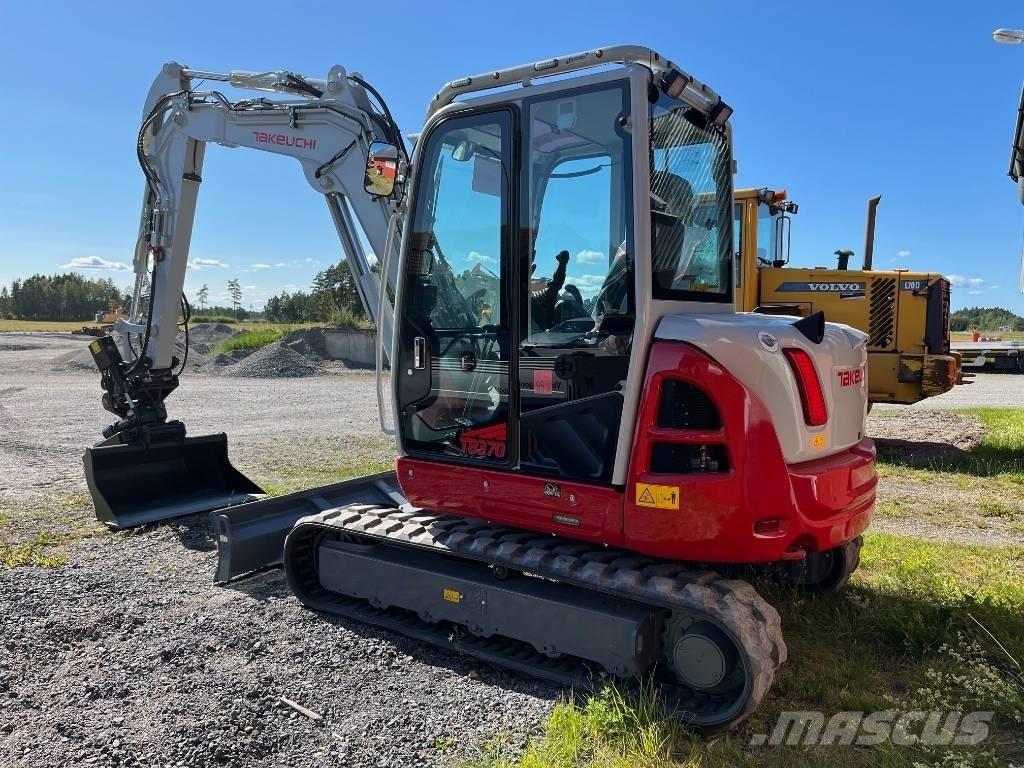 Takeuchi TB 370 Midi rýpadla 7t - 12t