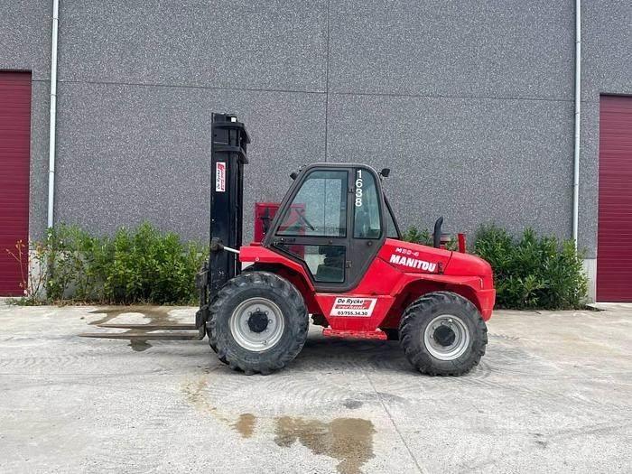 Manitou M 50.4 Terénní vysokozdvižné vozíky