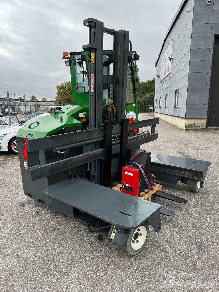Combilift C4000ET 4 cestní vysokozdvižné vozíky