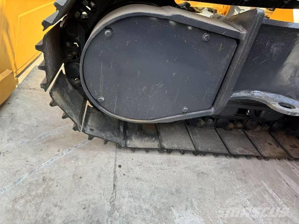 Doosan DX 300 LCA Pásová rýpadla
