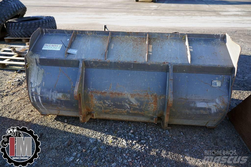 Volvo L30 Skopa Lopaty