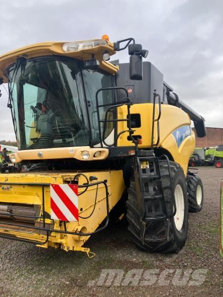 New Holland CR 980 Sklízecí mlátičky