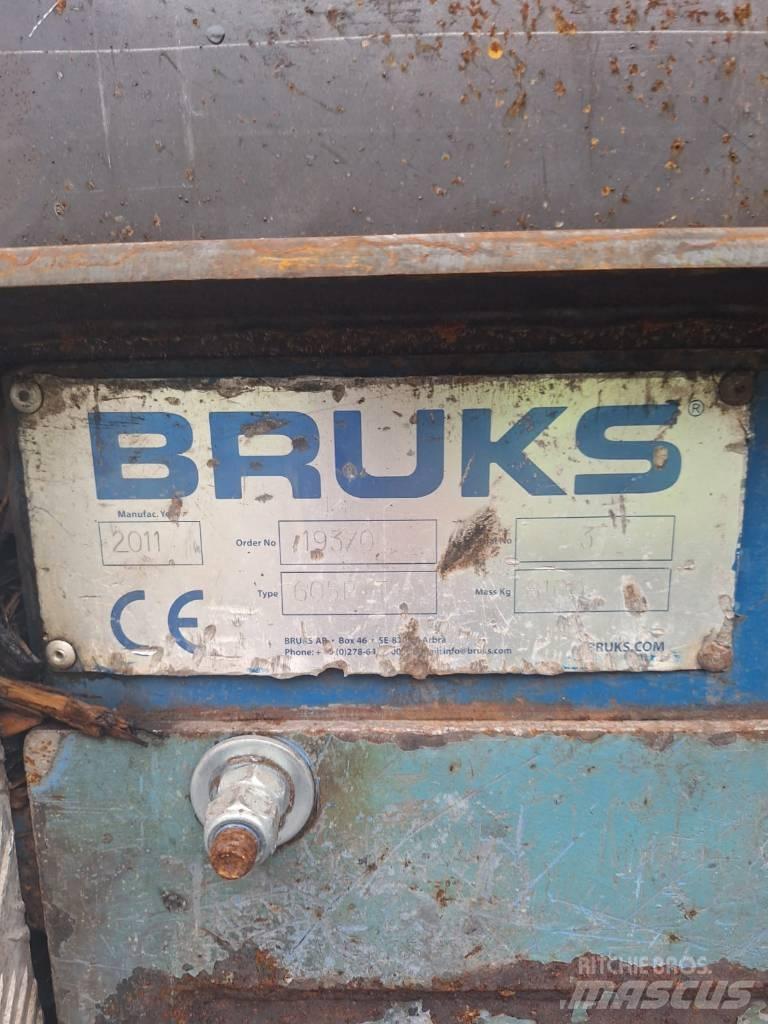 Bruks 605 PT Lesnictví – ostatní