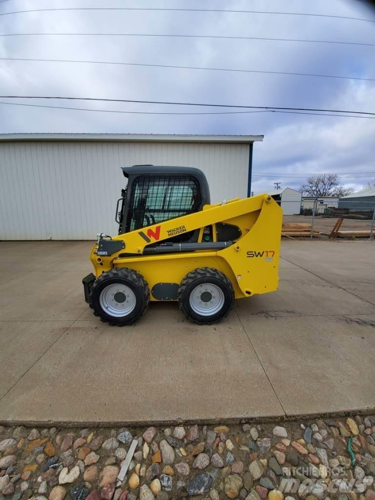 Wacker Neuson SW17 Smykem řízené nakladače