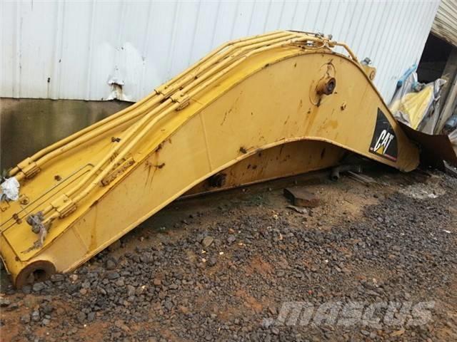 CAT 320 C Rýpadla s dlouhým dosahem