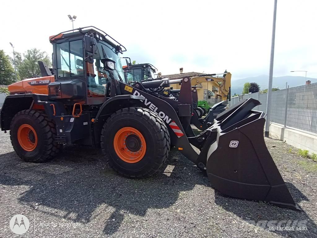 Develon DL 280-7 Kolové nakladače