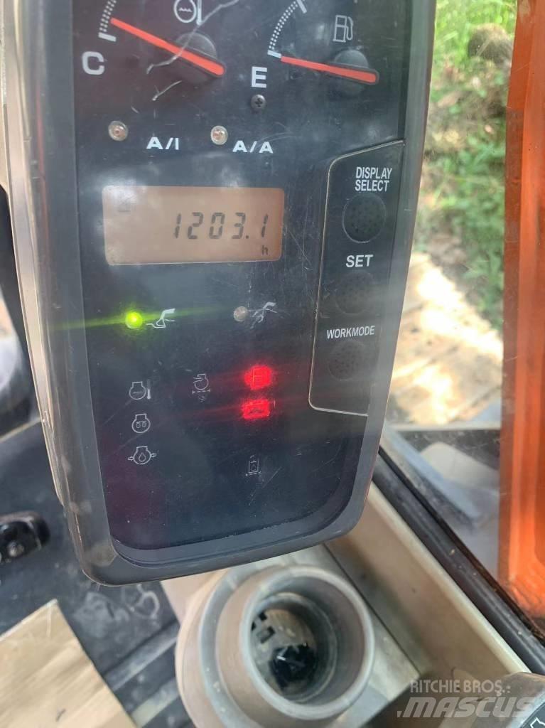 Hitachi ZX60 Pásová rýpadla