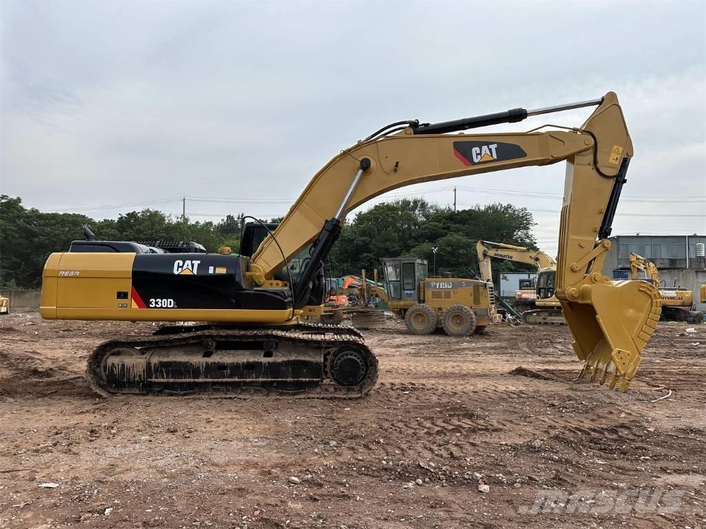 CAT 330 D L Pásová rýpadla
