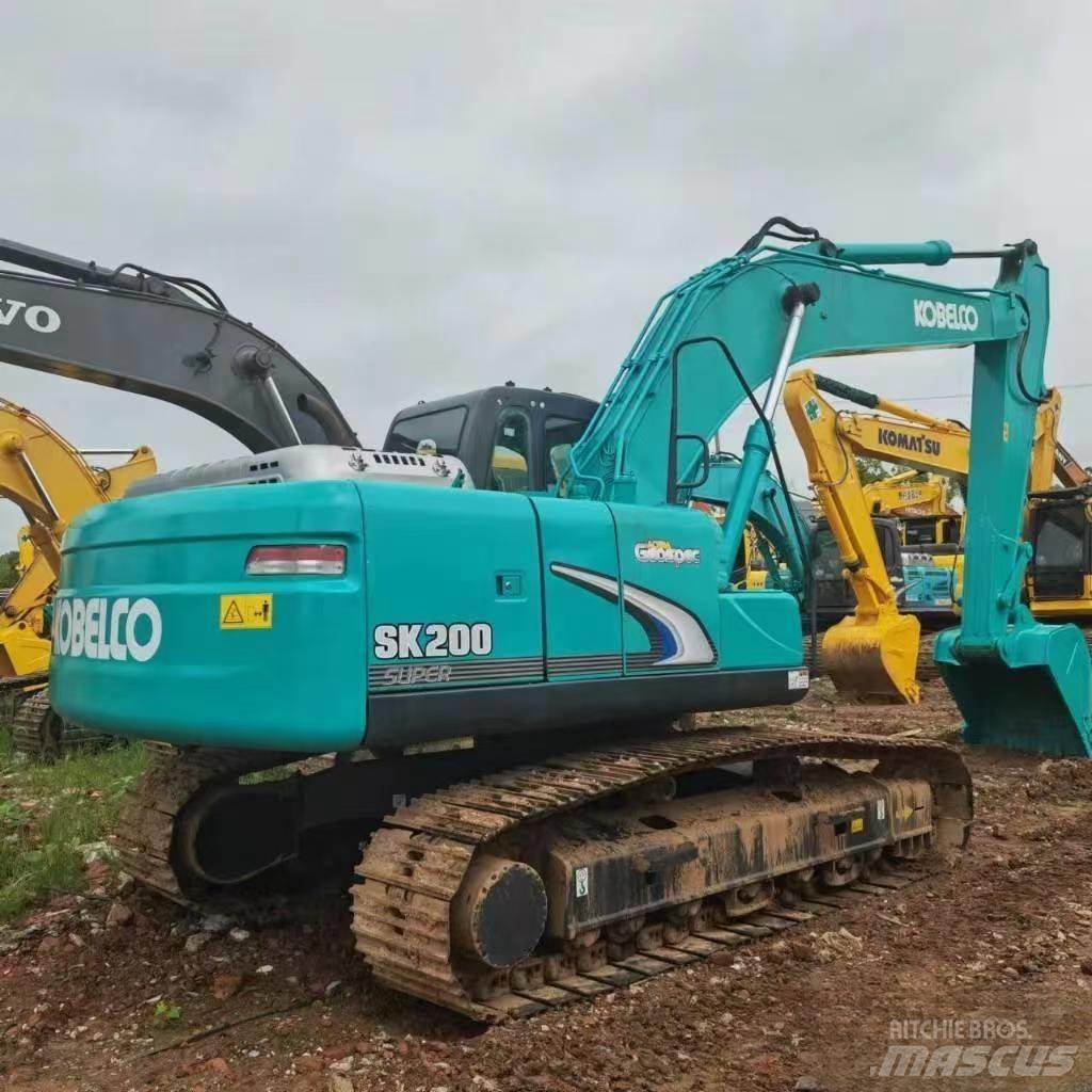 Kobelco SK 200 Pásová rýpadla