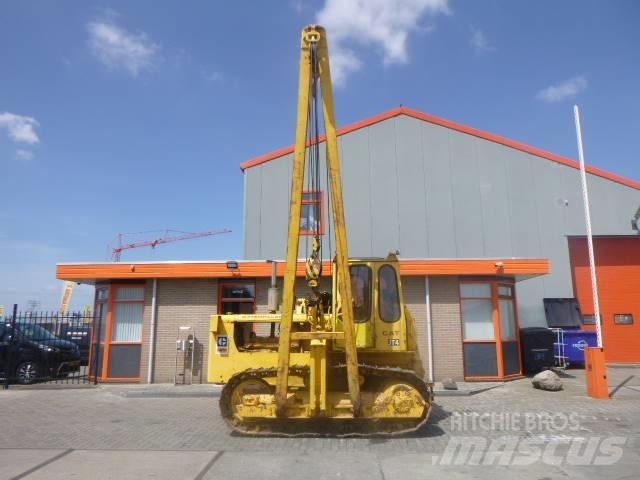 CAT 561 C Pokladače potrubí