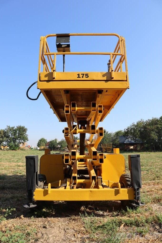 Haulotte H 15 SX Nůžková zvedací plošina
