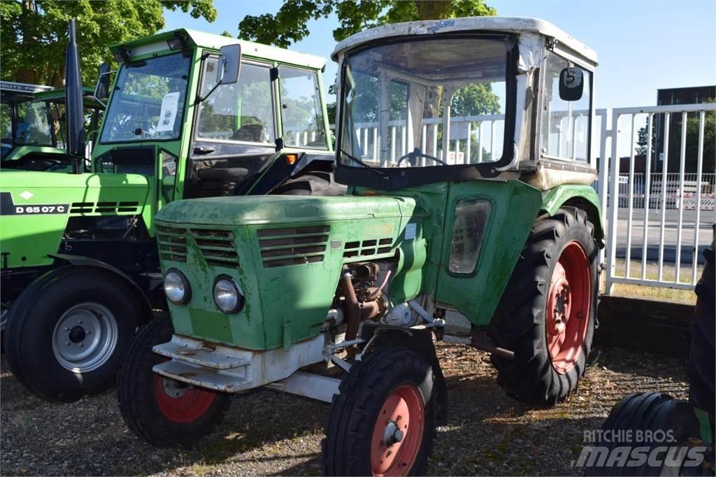 Deutz-Fahr D4006 Traktory