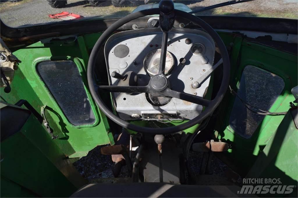 Deutz-Fahr D4006 Traktory