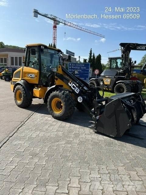 JCB 409 Kolové nakladače