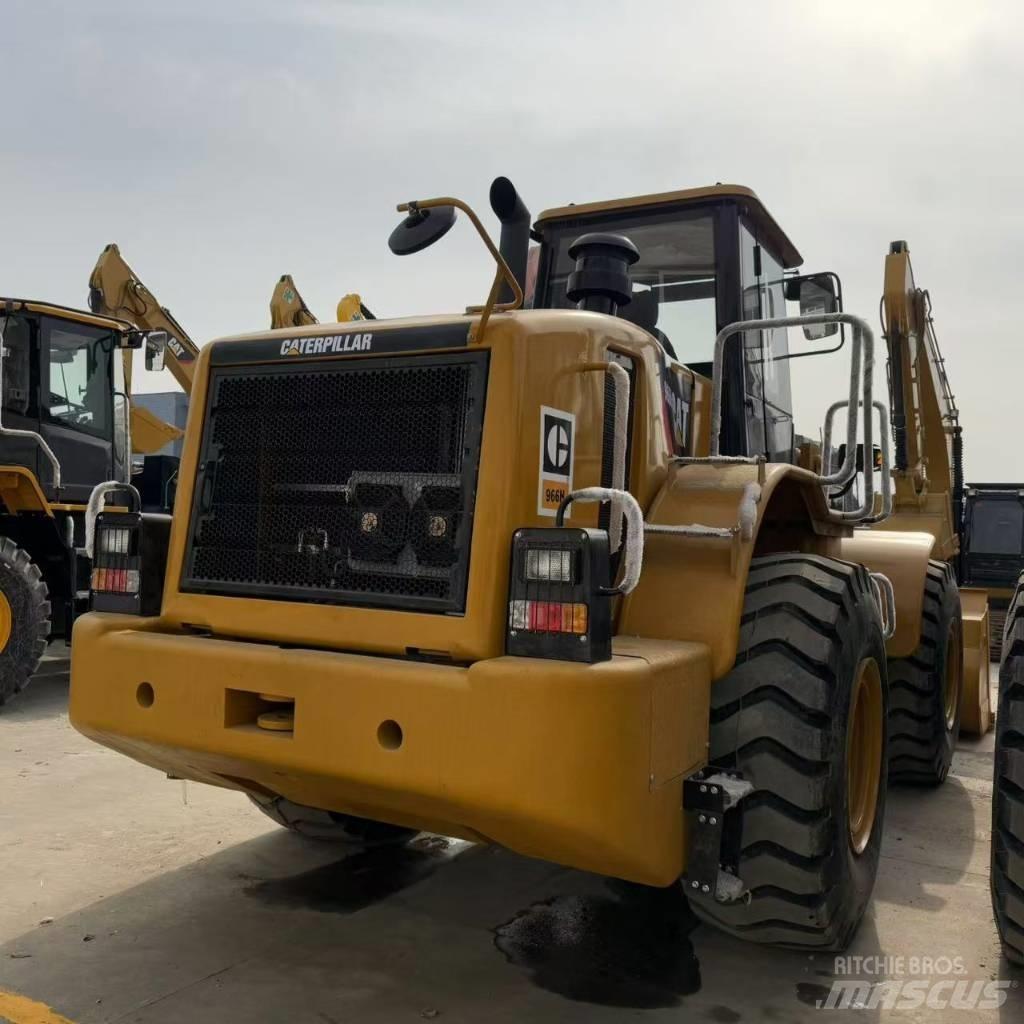 CAT 966 H Kolové nakladače