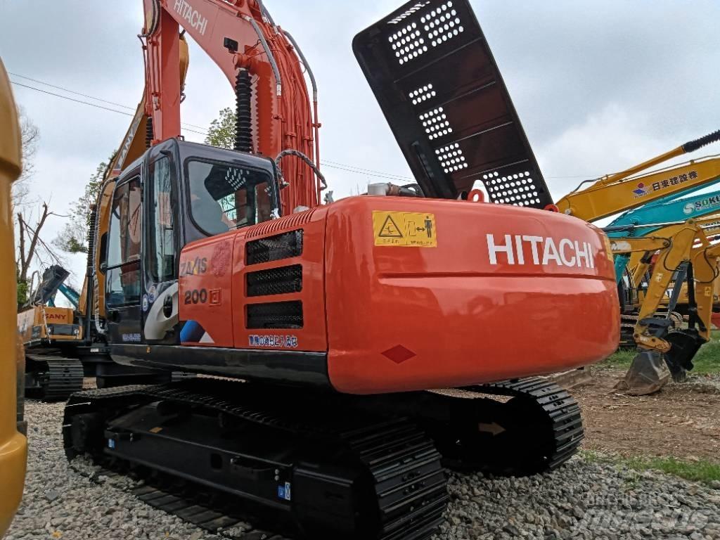 Hitachi ZX 200 Pásová rýpadla