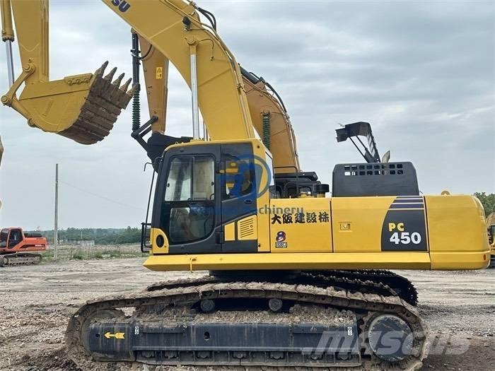 Komatsu PC450-8 Pásová rýpadla