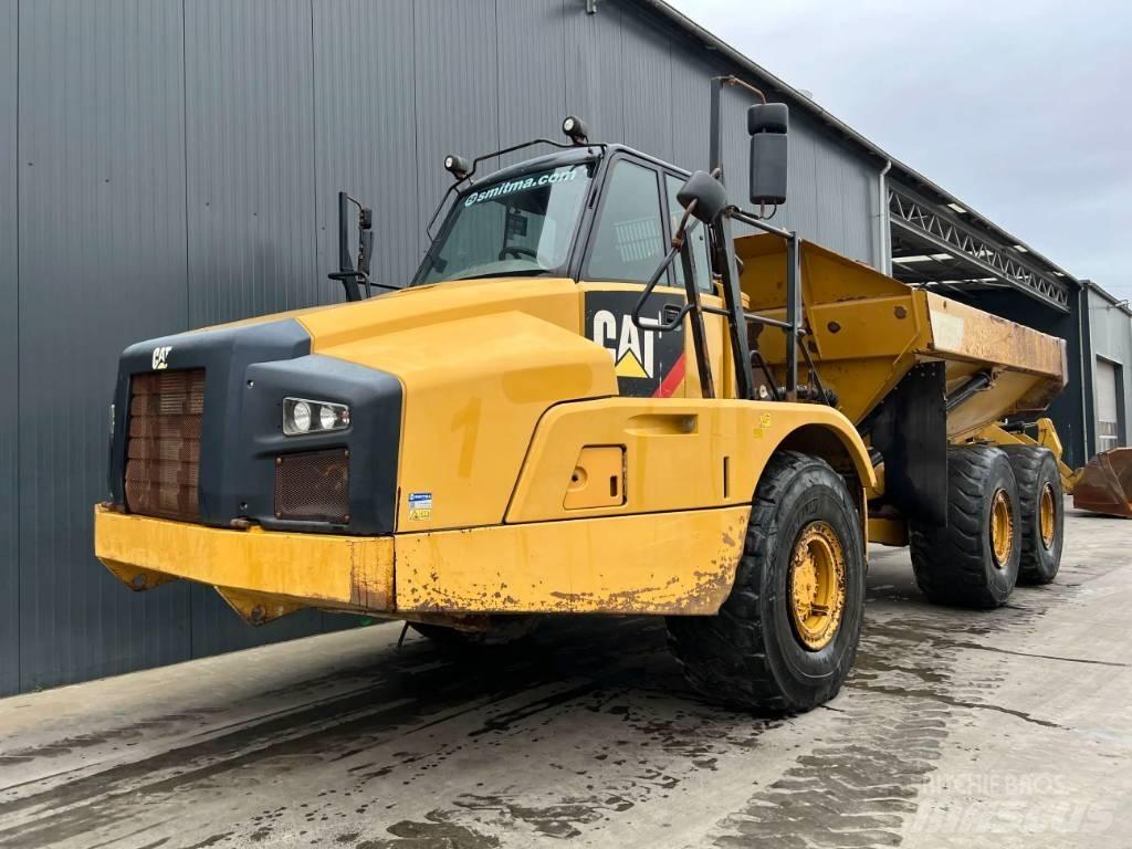CAT 735B Kloubové dempry