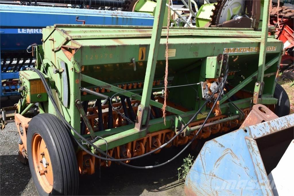 Amazone D8/30E Mechanické secí stroje