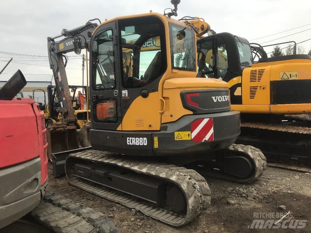 Volvo ECR 88 D Midi rýpadla 7t - 12t