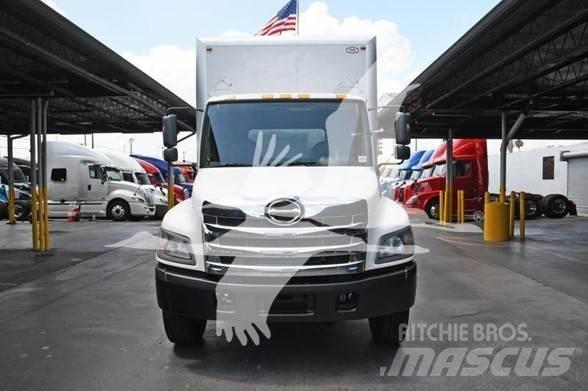 Hino 268 Skříňová nástavba