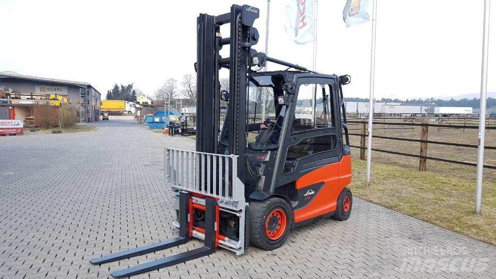 Linde E45H-01/550 Akumulátorové vozíky