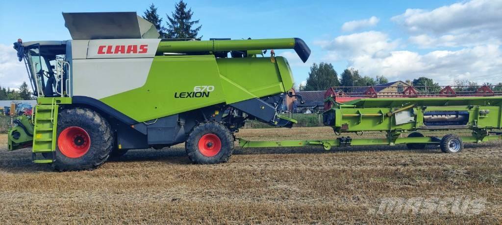 CLAAS Lexion 670 Sklízecí mlátičky