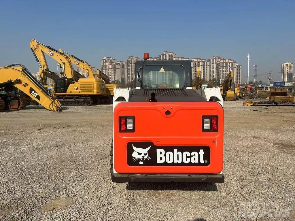 Bobcat S 510 Smykem řízené nakladače