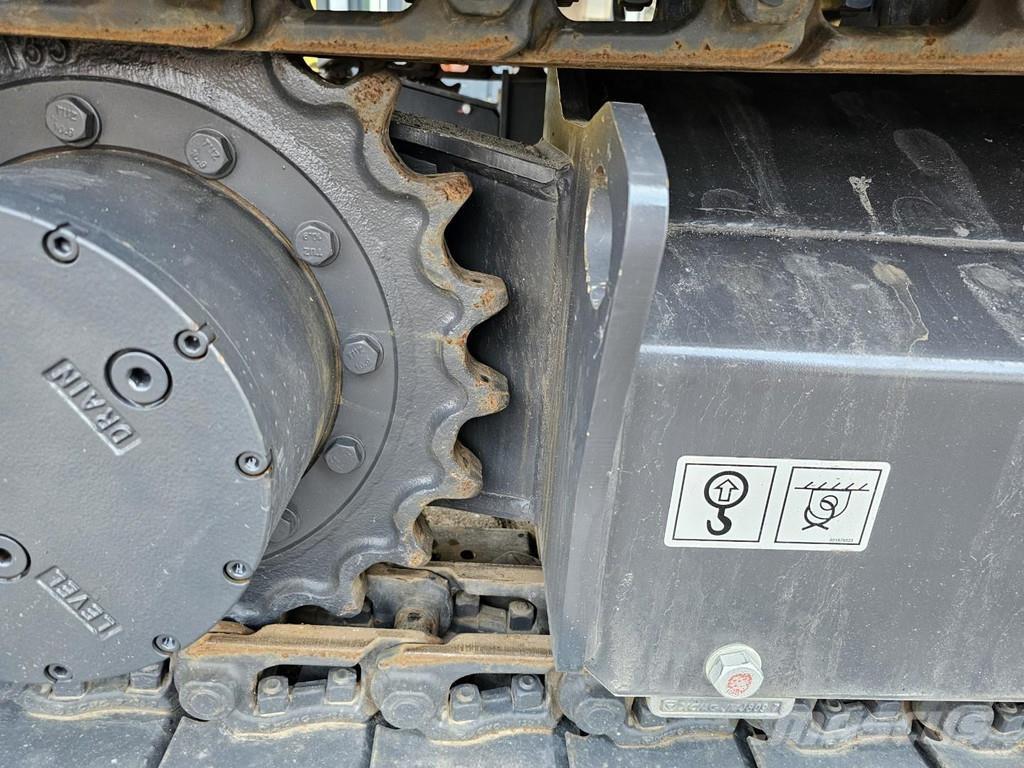 XCMG XE60GA Mini rýpadla < 7t