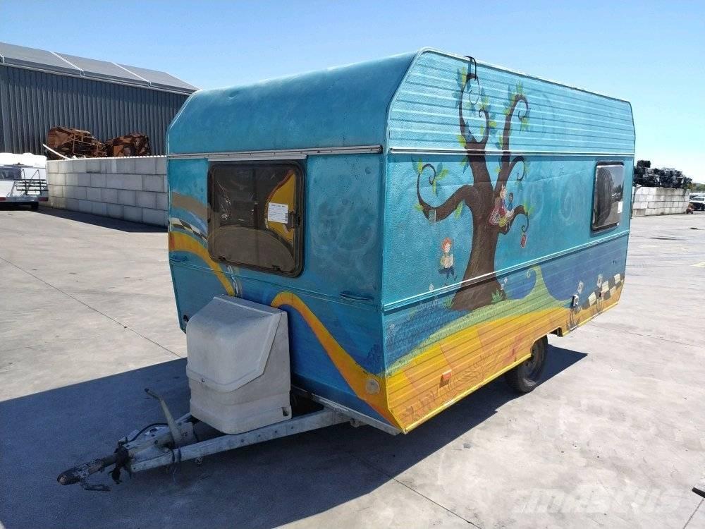  DIGUE 450 Obytné vozy a karavany